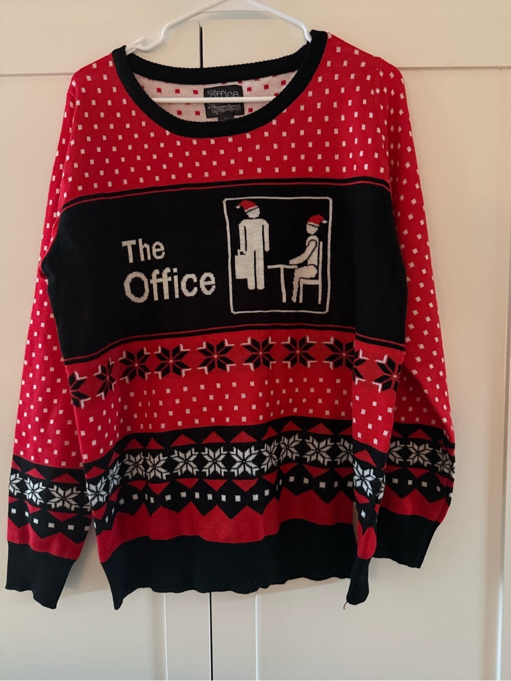 “The Office” TV Show Ugly Christmas Sweater Office Party Graphic Knit Size L